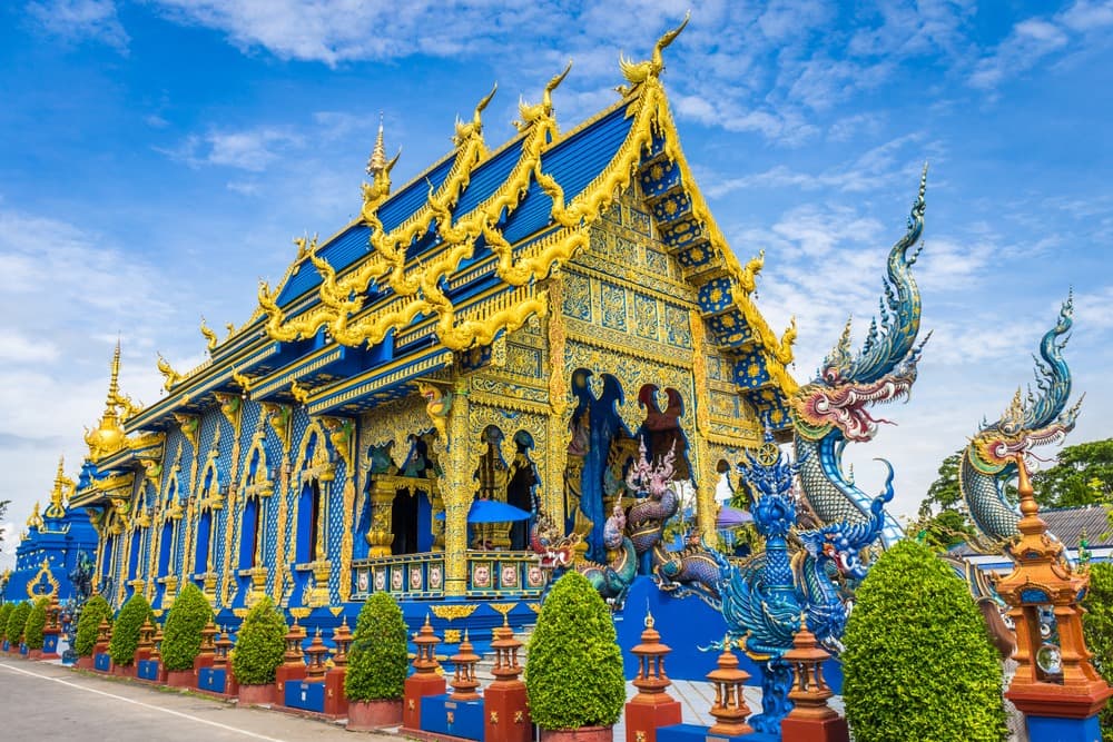 Le Wat Rong Sua Ten ou Temple Bleu de Chiang Rai
